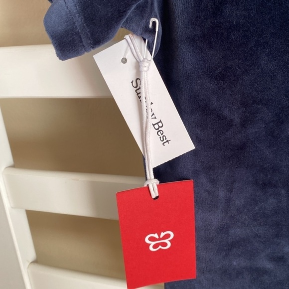 NWT Aritzia Sunday Best Velvet Henri T-Shirt in Total Eclipse Navy Blue Small - Picture 7 of 13